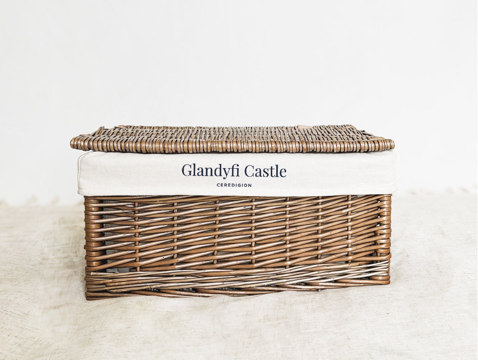 Personalised corporate gift hampers, luxury wicker baskets for business gifting in the UK.
