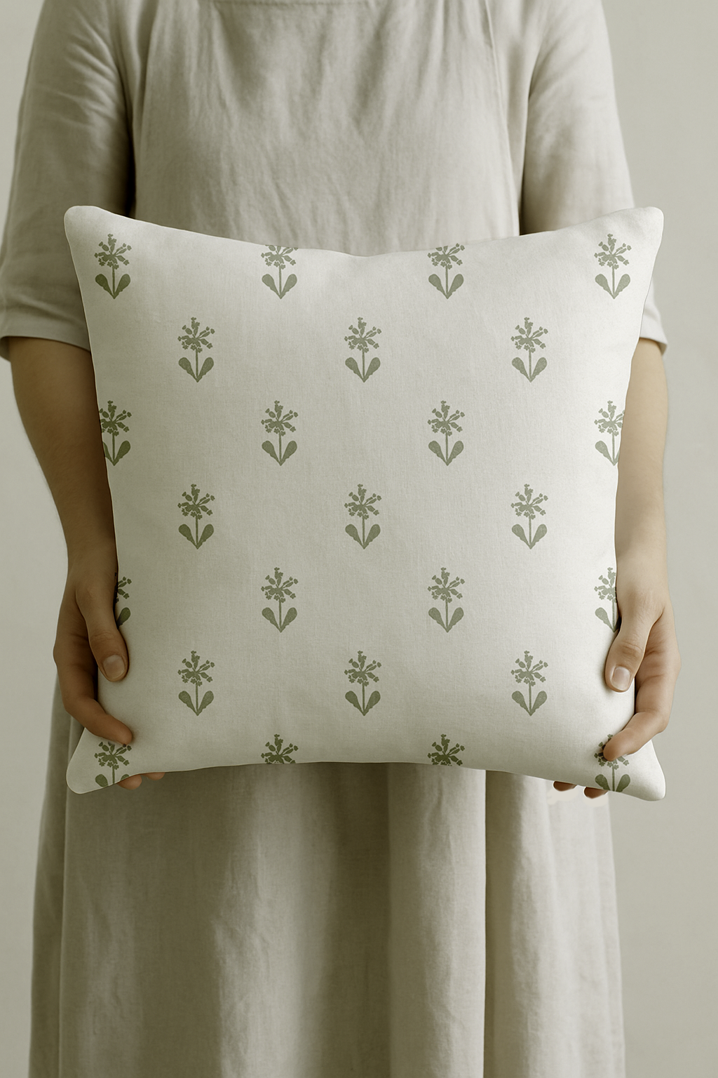 Primula Path – Floral Repeat Cushion in Cotton-Linen
